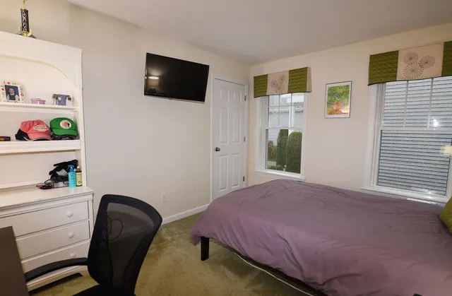 $695,000 | 96 Winterberry Lane, Easton, MA 02356