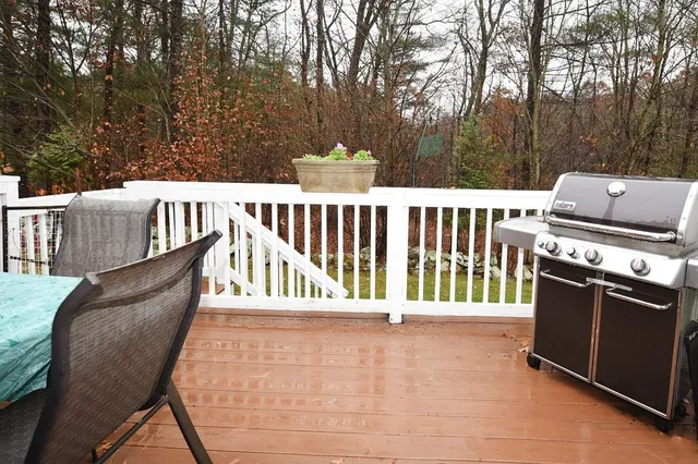 $695,000 | 96 Winterberry Lane, Easton, MA 02356