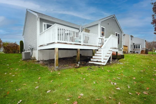 $695,000 | 96 Winterberry Lane, Easton, MA 02356