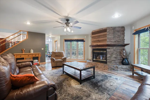 $575,000 | 31360 Rocky Shores Lane, Pengilly, MN 55775