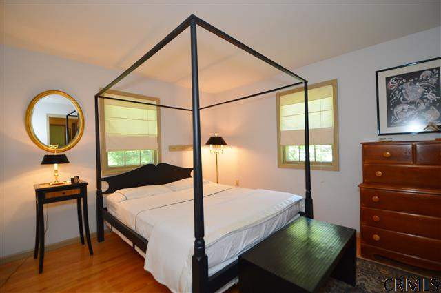 2250 Pine Ridge Road Niskayuna, NY 12309 - Photo 12 of 25 Photo 12
