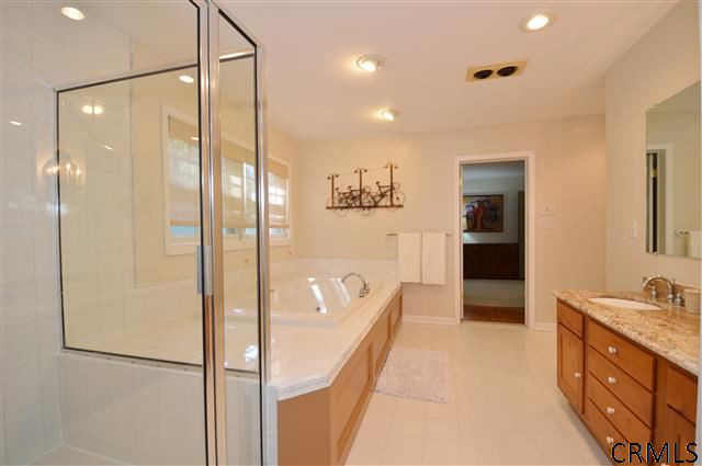 2250 Pine Ridge Road Niskayuna, NY 12309 - Photo 13 of 25 Photo 13