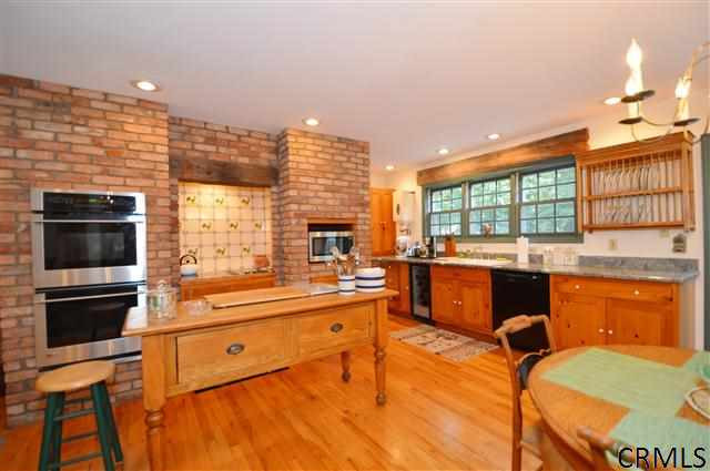 2250 Pine Ridge Road Niskayuna, NY 12309 - Photo 7 of 25 Photo 7