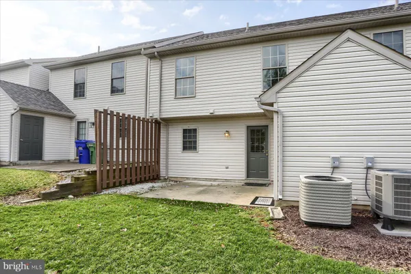 $1,900 | 207 Saddle Ridge Drive, Harrisburg, PA 17110