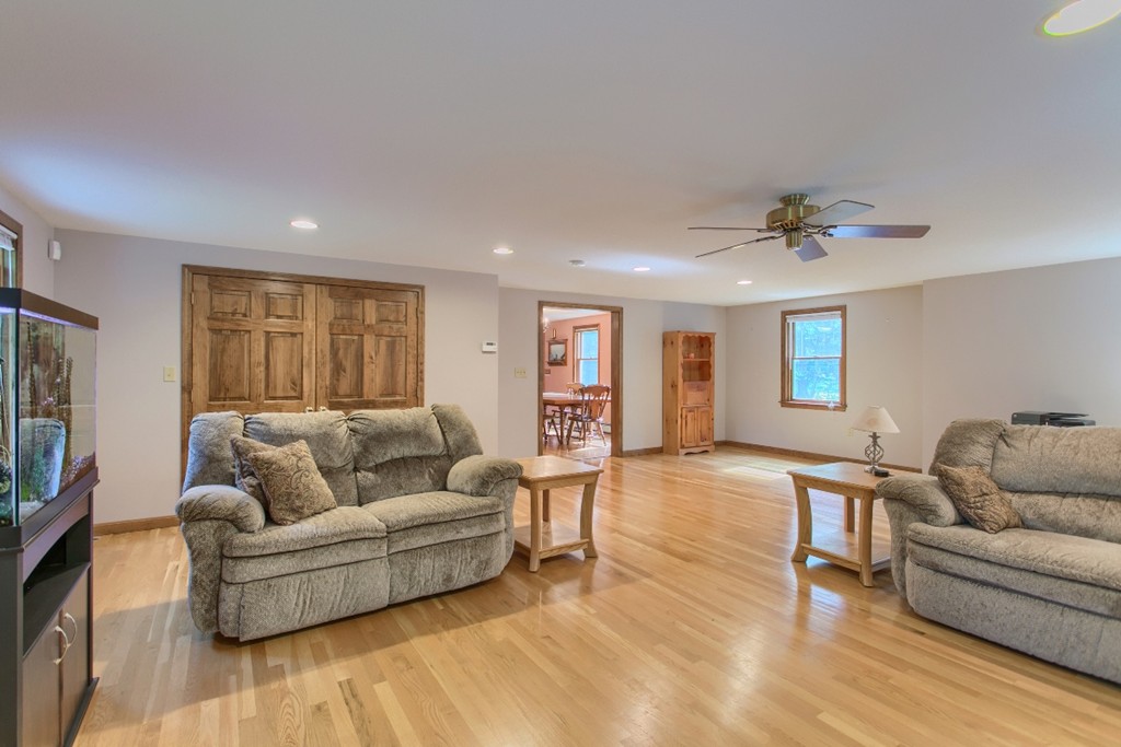 101 Forrest Road Westford, MA 01886 - Photo 16 of 30 Gallery Image 16