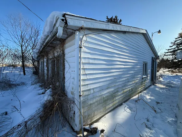 $54,900 | 2051 Battle Creek Road, Charlotte, MI 48813