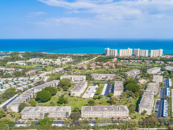 $339,000 | 300 North Hwy A1A, Unit 209A, Jupiter, FL 33477
