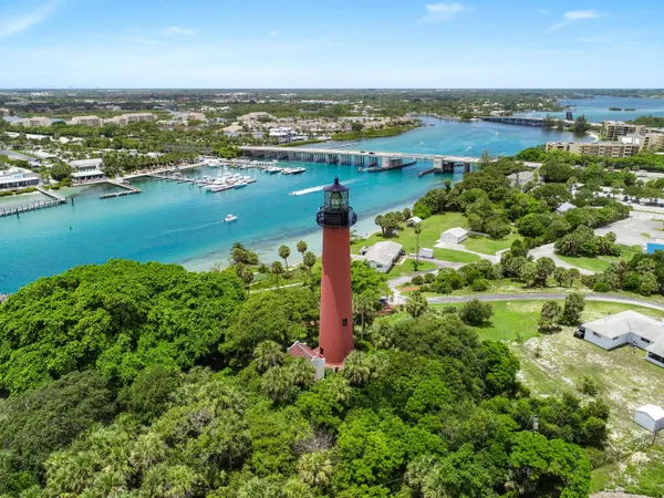 $339,000 | 300 North Hwy A1A, Unit 209A, Jupiter, FL 33477