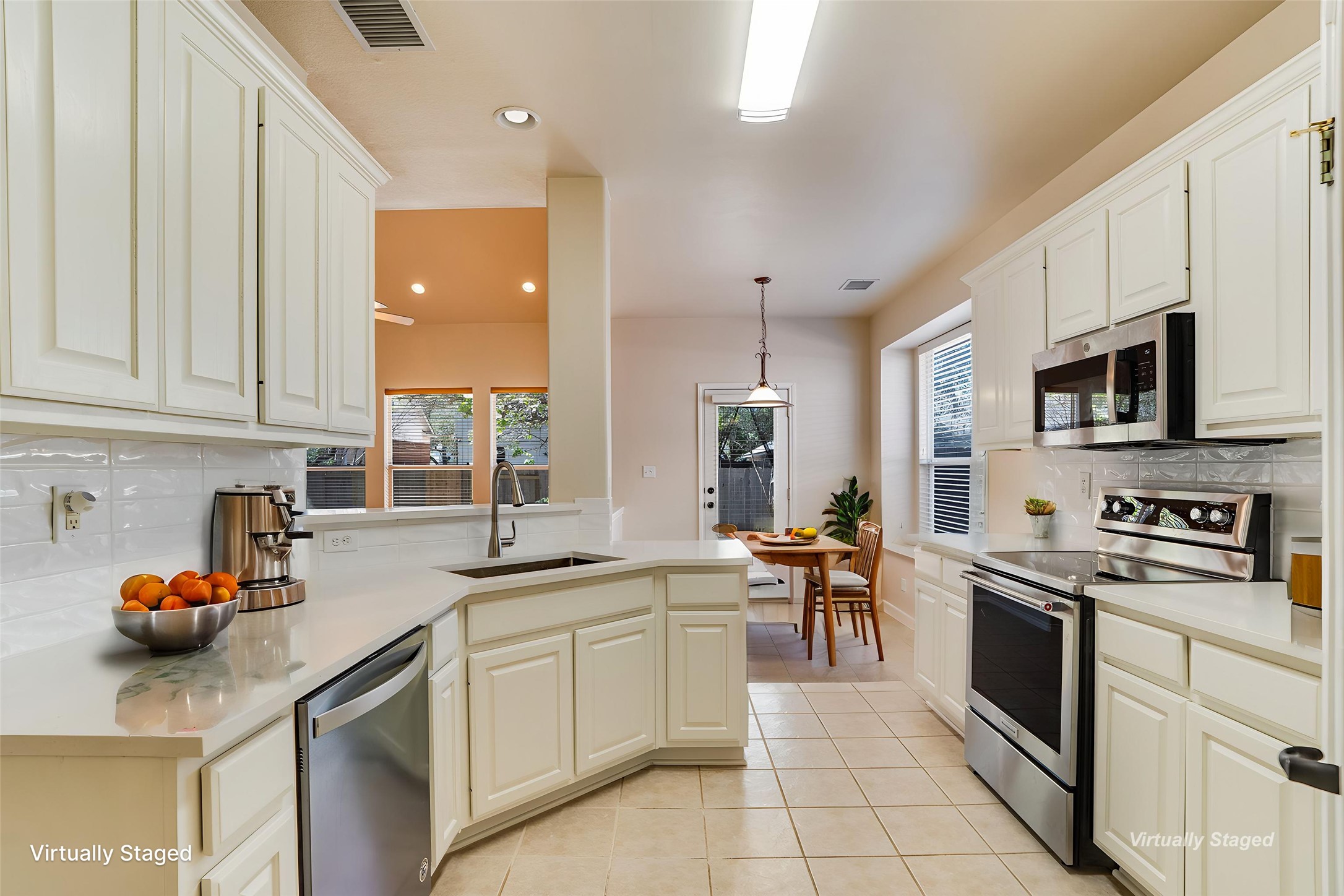 2207 Clover Ridge Drive Cedar Park, TX 78613 - Photo 6 of 25 Kitchen with newer appliances virtually staged