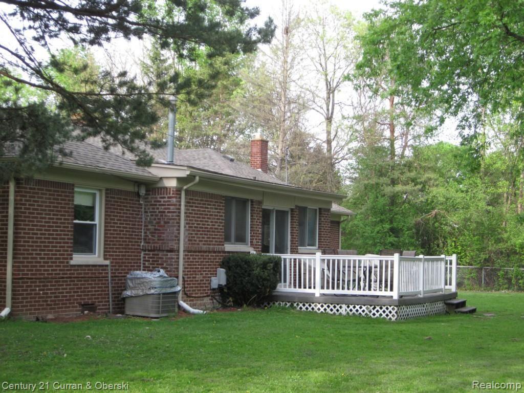 46515 Maben Road Canton, MI 48187 - Photo 40 of 56 IMG_2600.jpg
