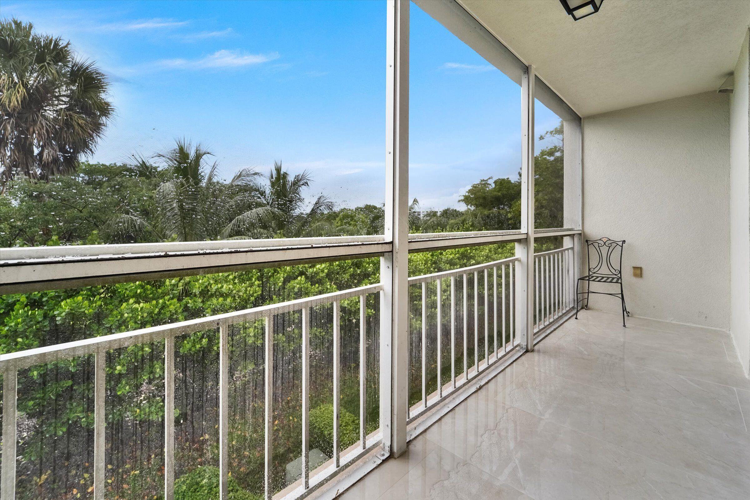 6181 Balboa Circle, Unit 303 Boca Raton, FL 33433 - Photo 17 of 21 19