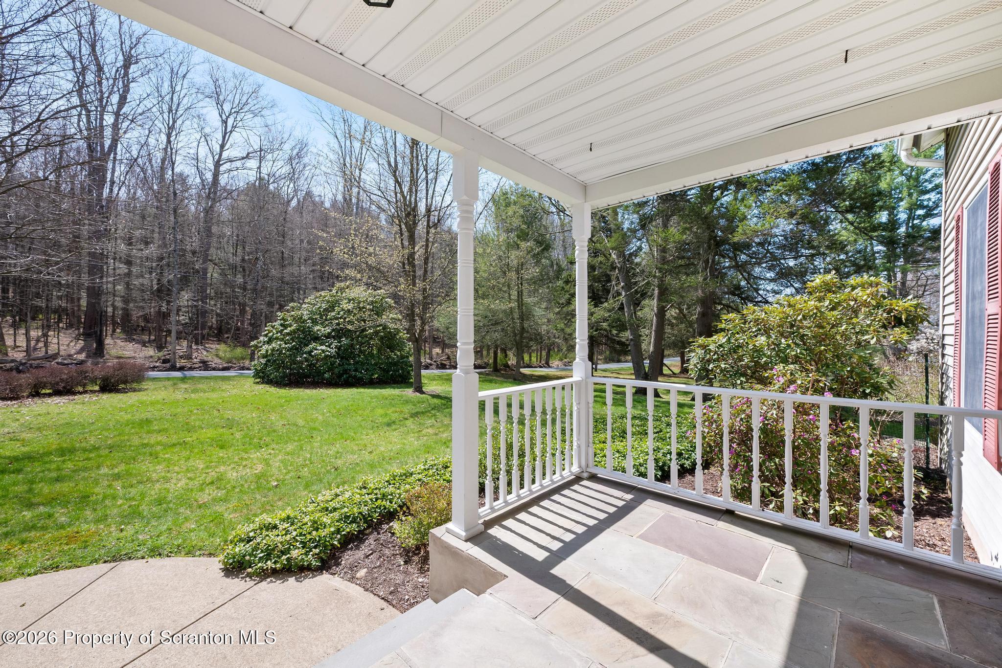 353 Benton Road Dalton, PA 18414 - Photo 5 of 72 DSC_0922-2