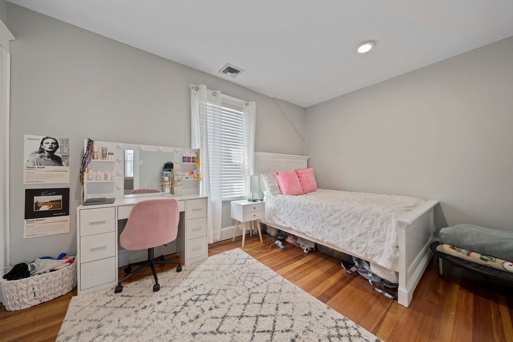 17 Glendale Road Quincy, MA 02169 - Photo 25 of 42 Gallery Image 25