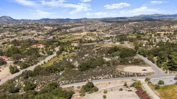 $500,000 | 0 Vía De Oro, Temecula, CA 92591