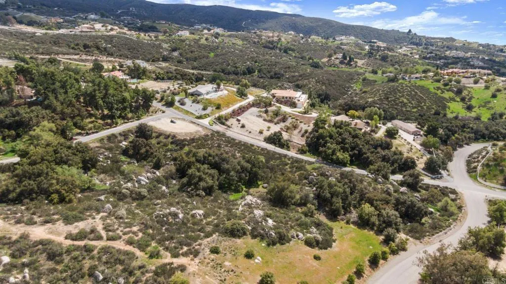0 Vía De Oro Temecula, CA 92591 - Photo 3 of 14