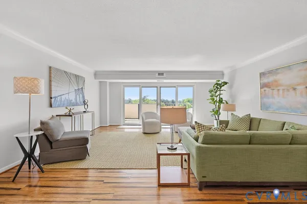 $305,000 | 2956 Hathaway Road, Unit U704, Richmond, VA 23225