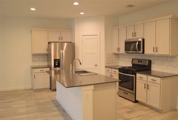 $2,500 | 10313 Cascade Range Lane, Conroe, TX 77384