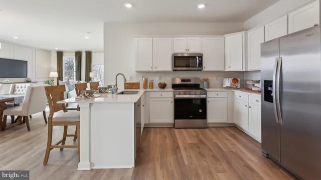 $432,990 | 128 Delhaas Circle, Bristol, PA 19007