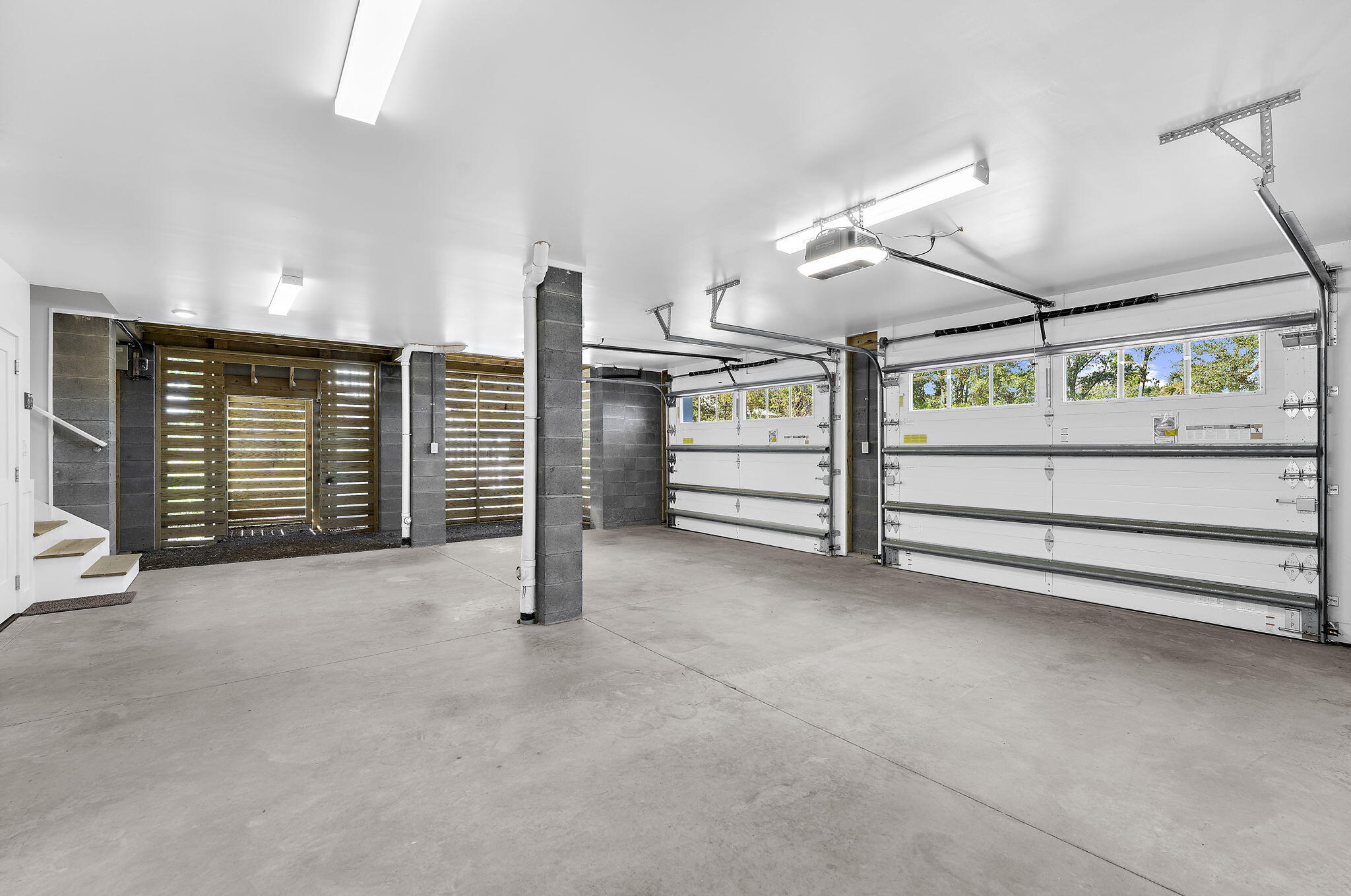 1476 Cat Island Parkway Awendaw, SC 29429 - Photo 49 of 58 43 Garage