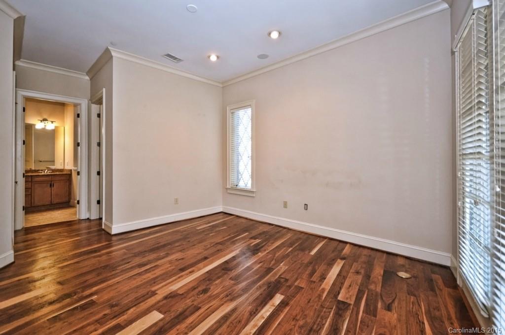 251 Queens Road, Unit 251 Charlotte, NC 28204 - Photo 13 of 22 Gallery Image 13