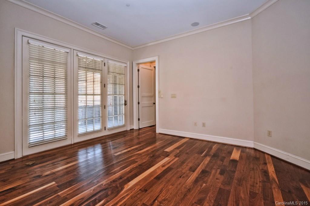 251 Queens Road, Unit 251 Charlotte, NC 28204 - Photo 15 of 22 Gallery Image 15