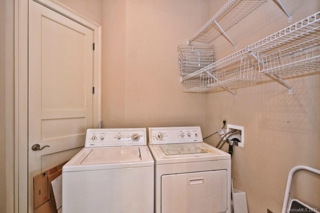 251 Queens Road, Unit 251 Charlotte, NC 28204 - Photo 20 of 22 Gallery Image 20