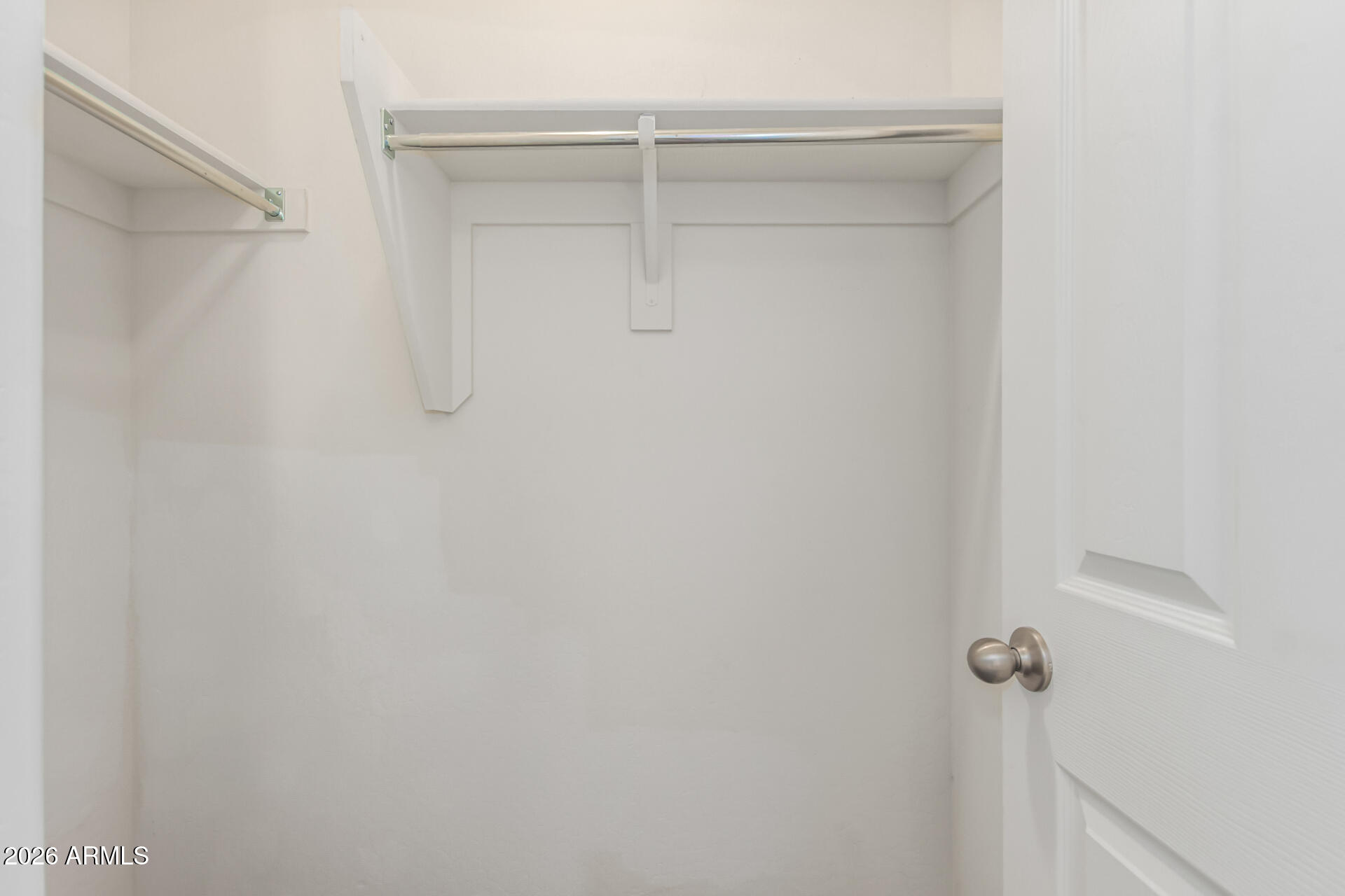 5446 Fulton Street Phoenix, AZ 85043 - Photo 28 of 42 a shower view in a bathroom