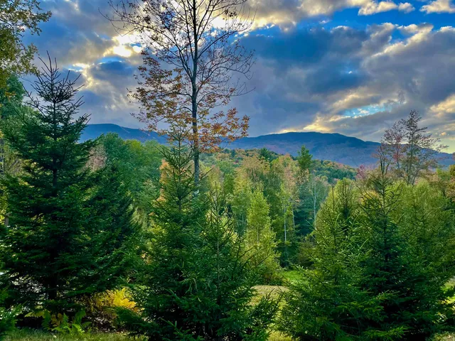 $330,000 | 136 Old Quarry Road, Fayston, VT 05673