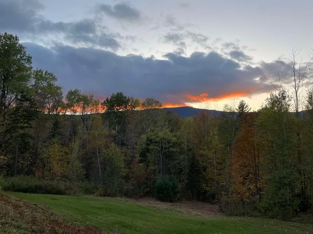 $330,000 | 136 Old Quarry Road, Fayston, VT 05673