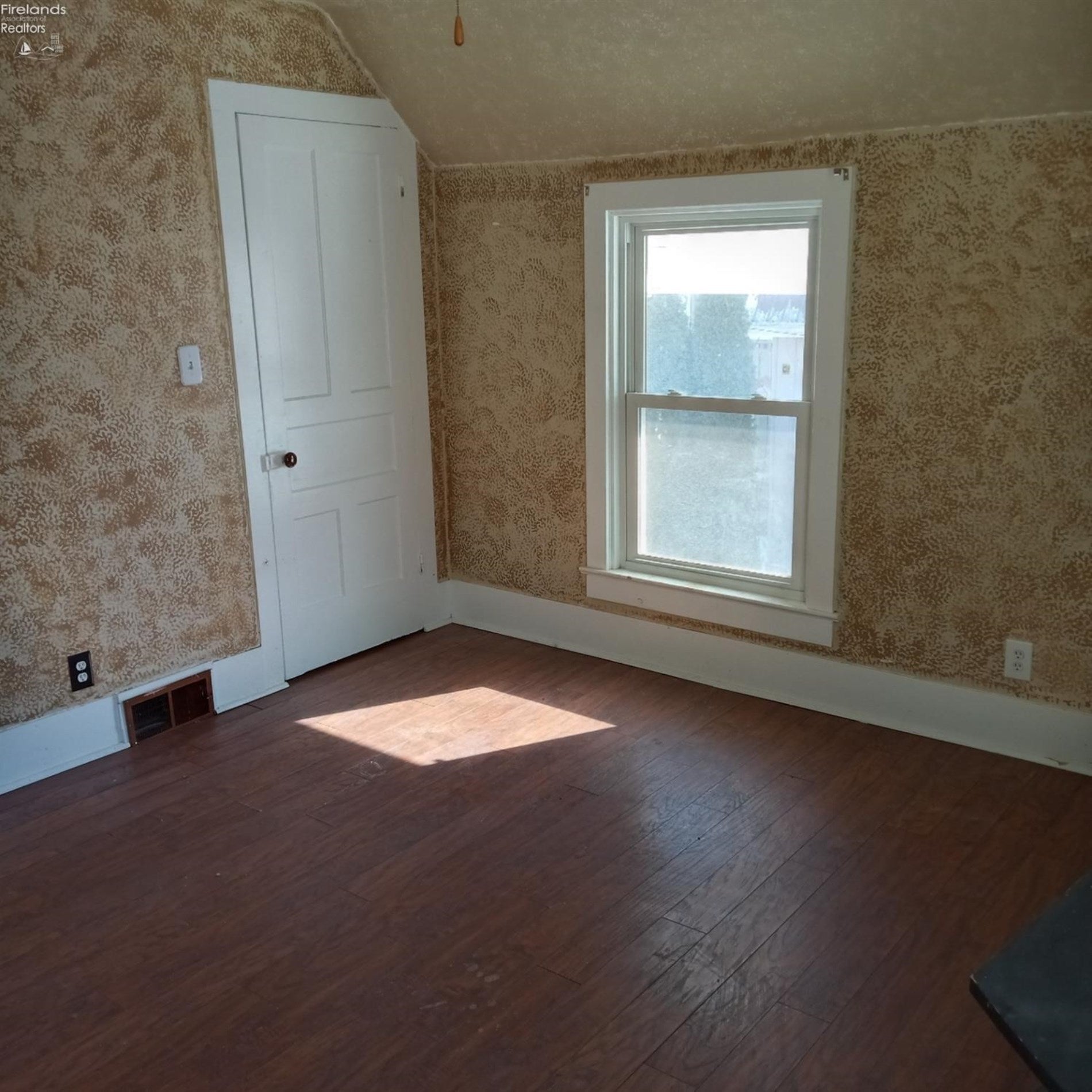 7 North Ridge Street Monroeville, OH 44847 - Photo 10 of 12 Gallery Image 10