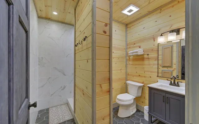 $539,000 | 445 Tranquil Cove Road, Murphy, NC 28906