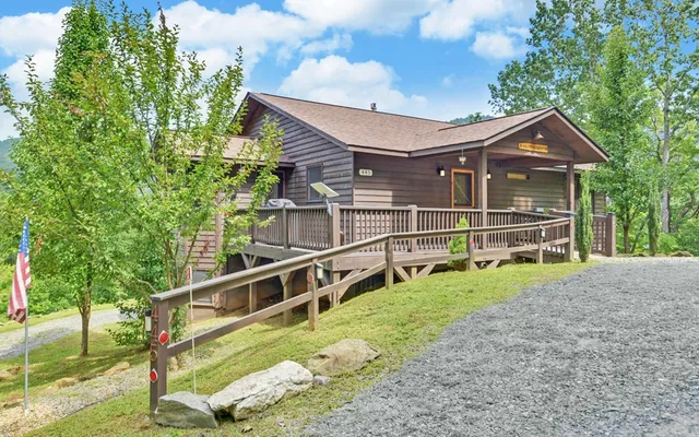 $539,000 | 445 Tranquil Cove Road, Murphy, NC 28906