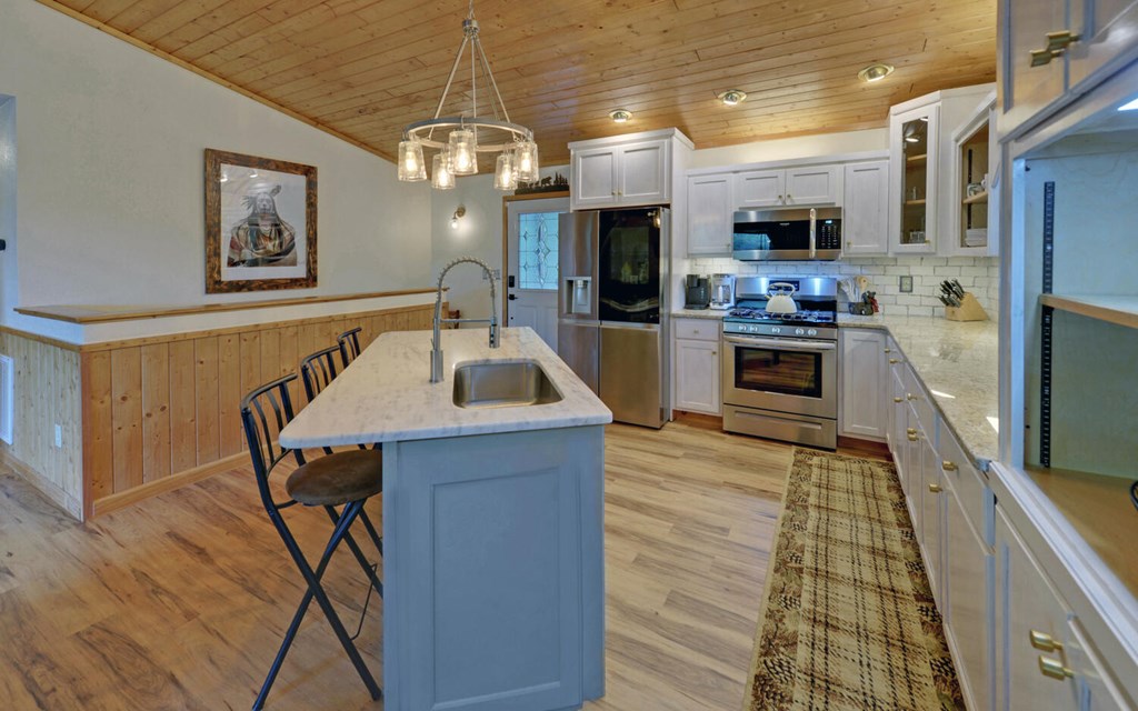 445 Tranquil Cove Road Murphy, NC 28906 - Photo 9 of 77