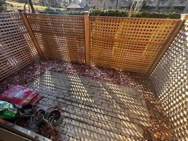 a bathroom with a toilet