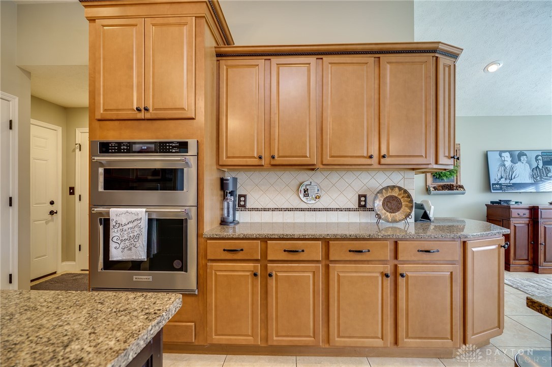 269 Crown Point Drive Dayton, OH 45458 - Photo 13 of 41 Gallery Image 13
