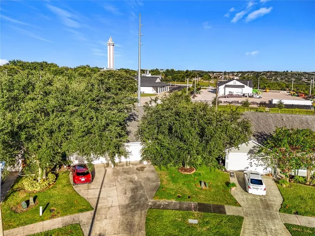 a close view of sink and tap