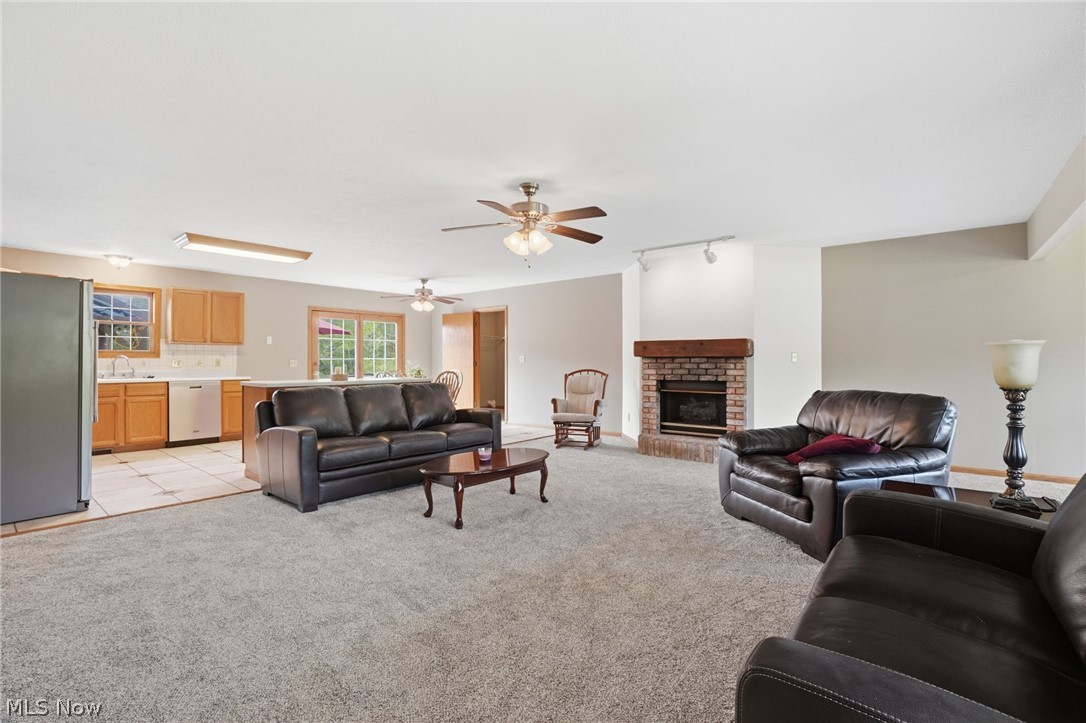 5246 Gore Road Ashtabula, OH 44004 - Photo 3 of 39