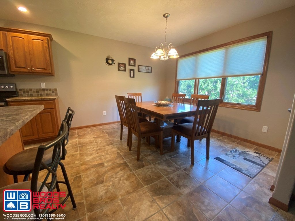 332 Redwood Road Grand Island, NE 68803 - Photo 8 of 26 Gallery Image 8