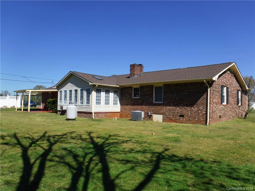 917 Shiloh Road Forest City, NC 28043 - Photo 2 of 48 Gallery Image 2