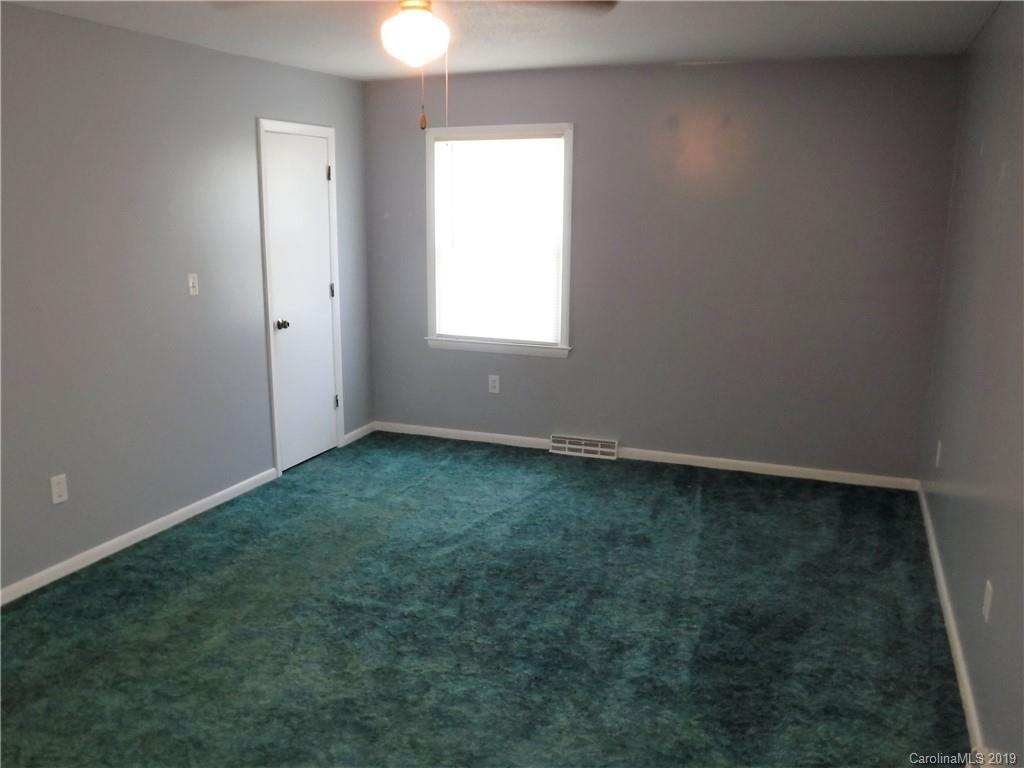 917 Shiloh Road Forest City, NC 28043 - Photo 32 of 48 Gallery Image 32