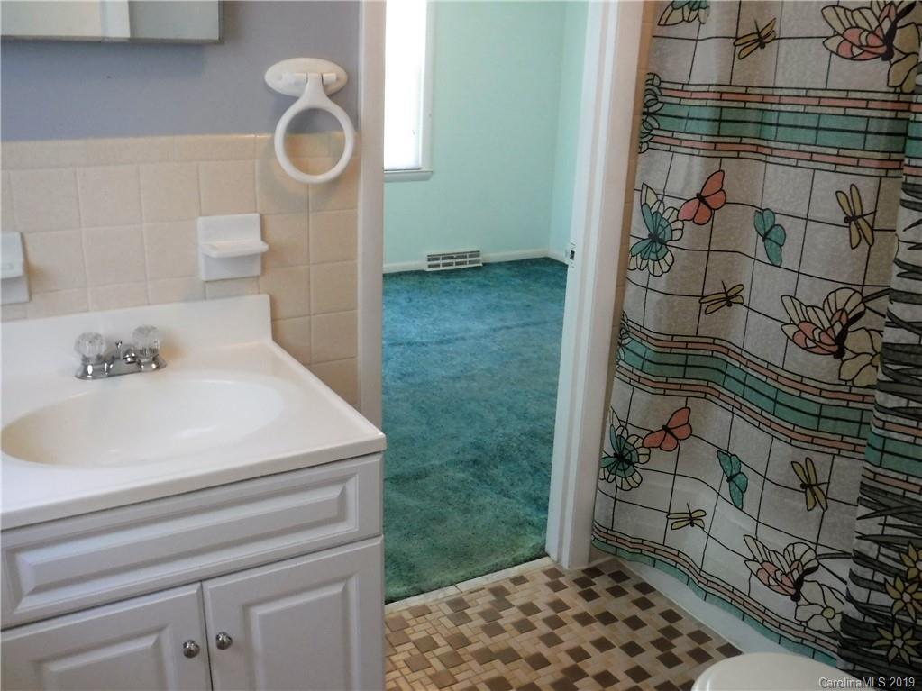 917 Shiloh Road Forest City, NC 28043 - Photo 35 of 48 Gallery Image 35