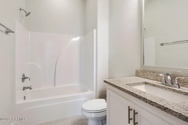 $385,933 | 425 Bozeman Trail, Scott, LA 70583