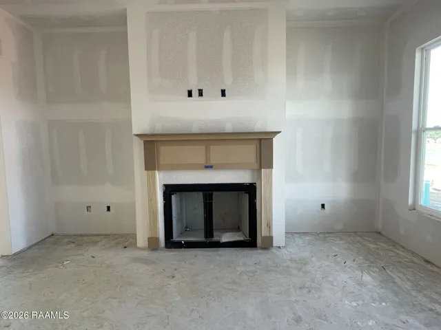 $385,933 | 425 Bozeman Trail, Scott, LA 70583