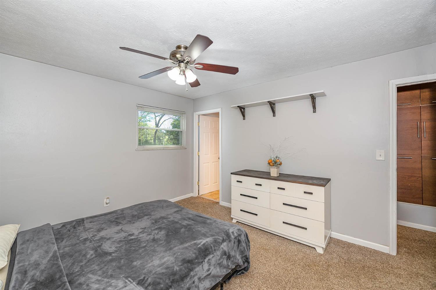 1851 Miles Road Cincinnati, OH 45231 - Photo 21 of 25