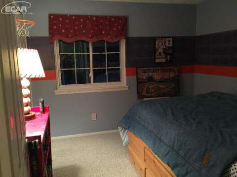 417 Holland Road Flushing, MI 48433 - Photo 16 of 20 20429431-15.JPG