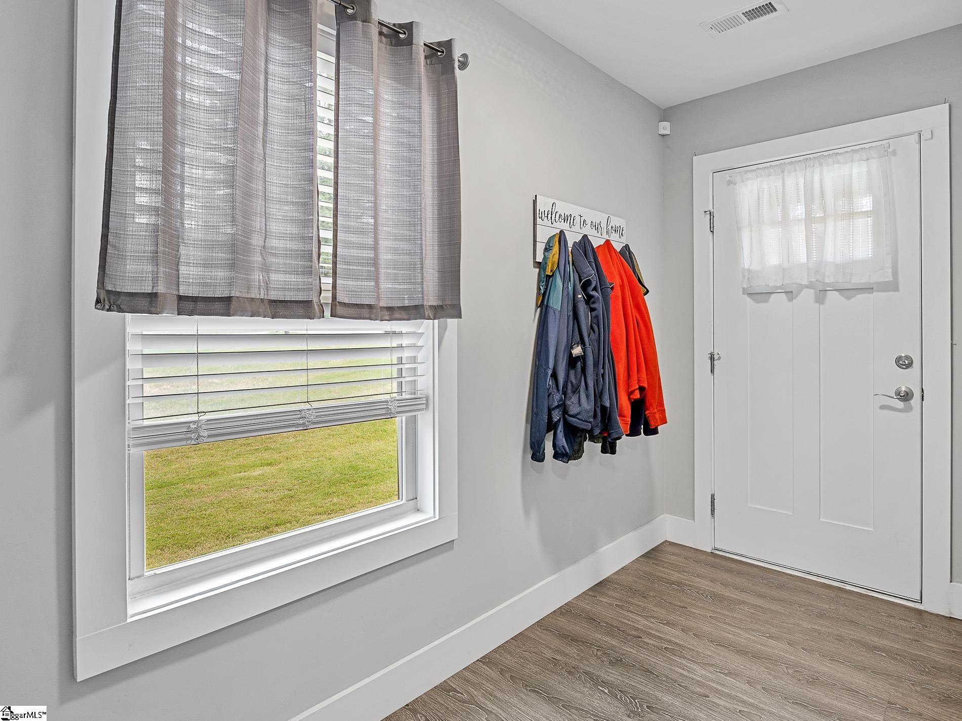 517 Treasure Cove Inman, SC 29349 - Photo 4 of 36