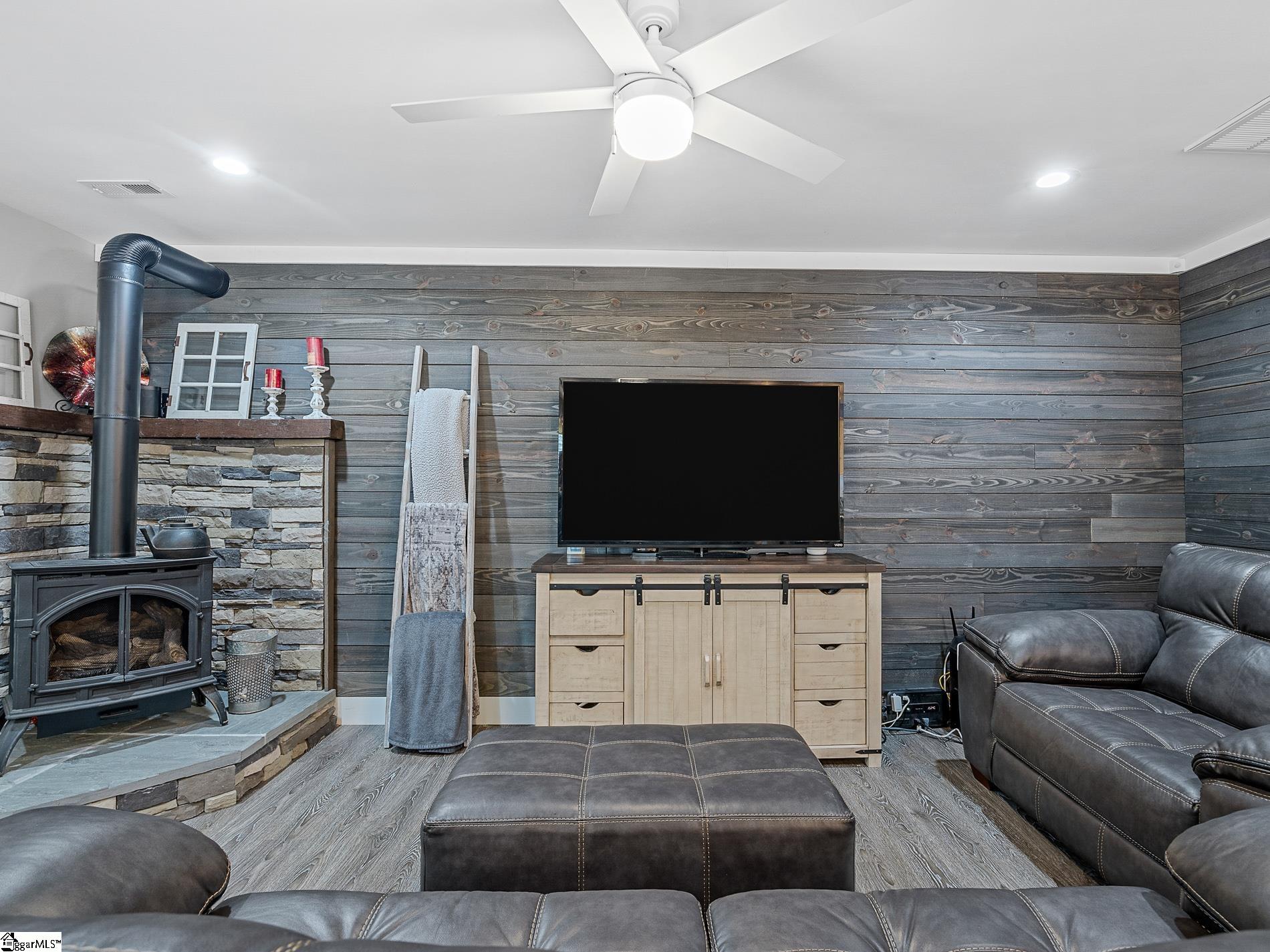517 Treasure Cove Inman, SC 29349 - Photo 8 of 36