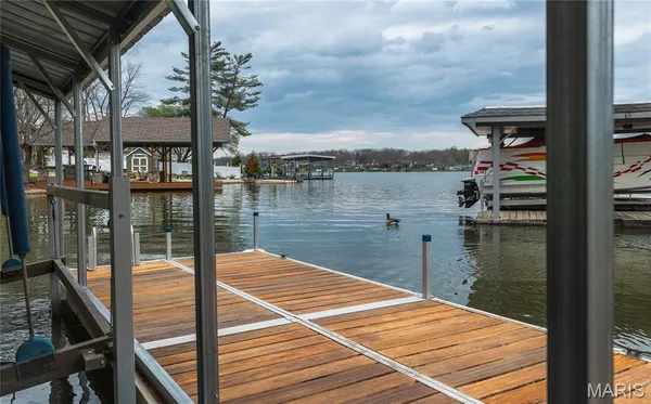 $490,000 | 1642 Lakeshore Drive, Cuba, MO 65453