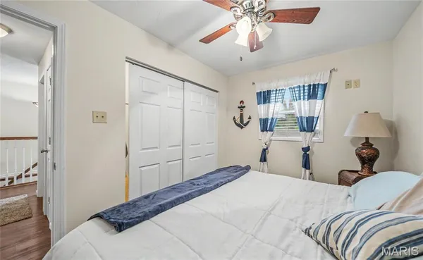 $490,000 | 1642 Lakeshore Drive, Cuba, MO 65453