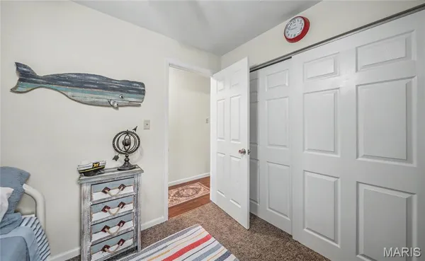 $490,000 | 1642 Lakeshore Drive, Cuba, MO 65453